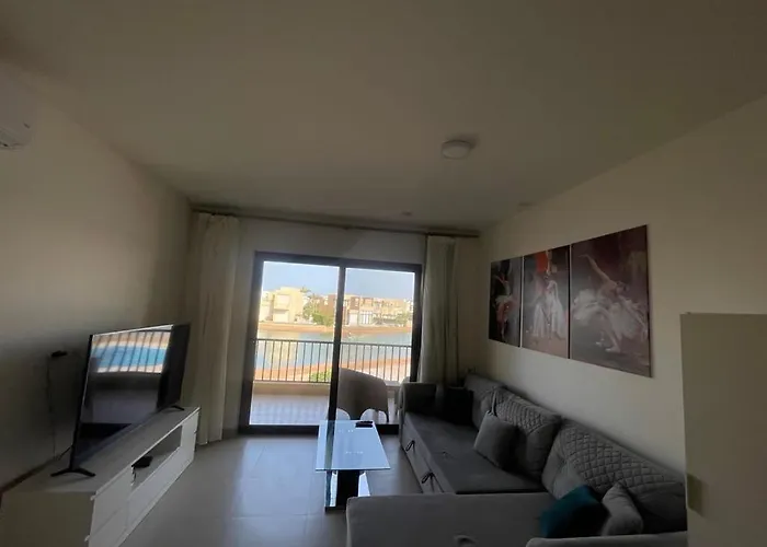 Lovely Overlooking The Lagoon In Tawila El Gouna شقة *
