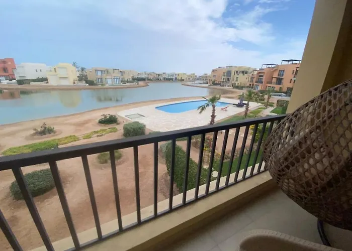 Lovely Overlooking The Lagoon In Tawila El Gouna شقة